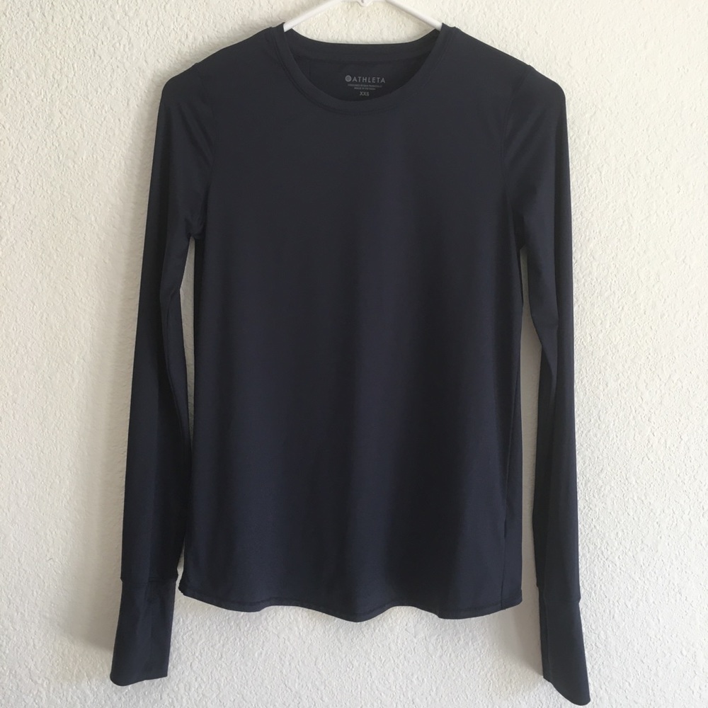 Athleta Sun Guard yoga top athletic long sleeves